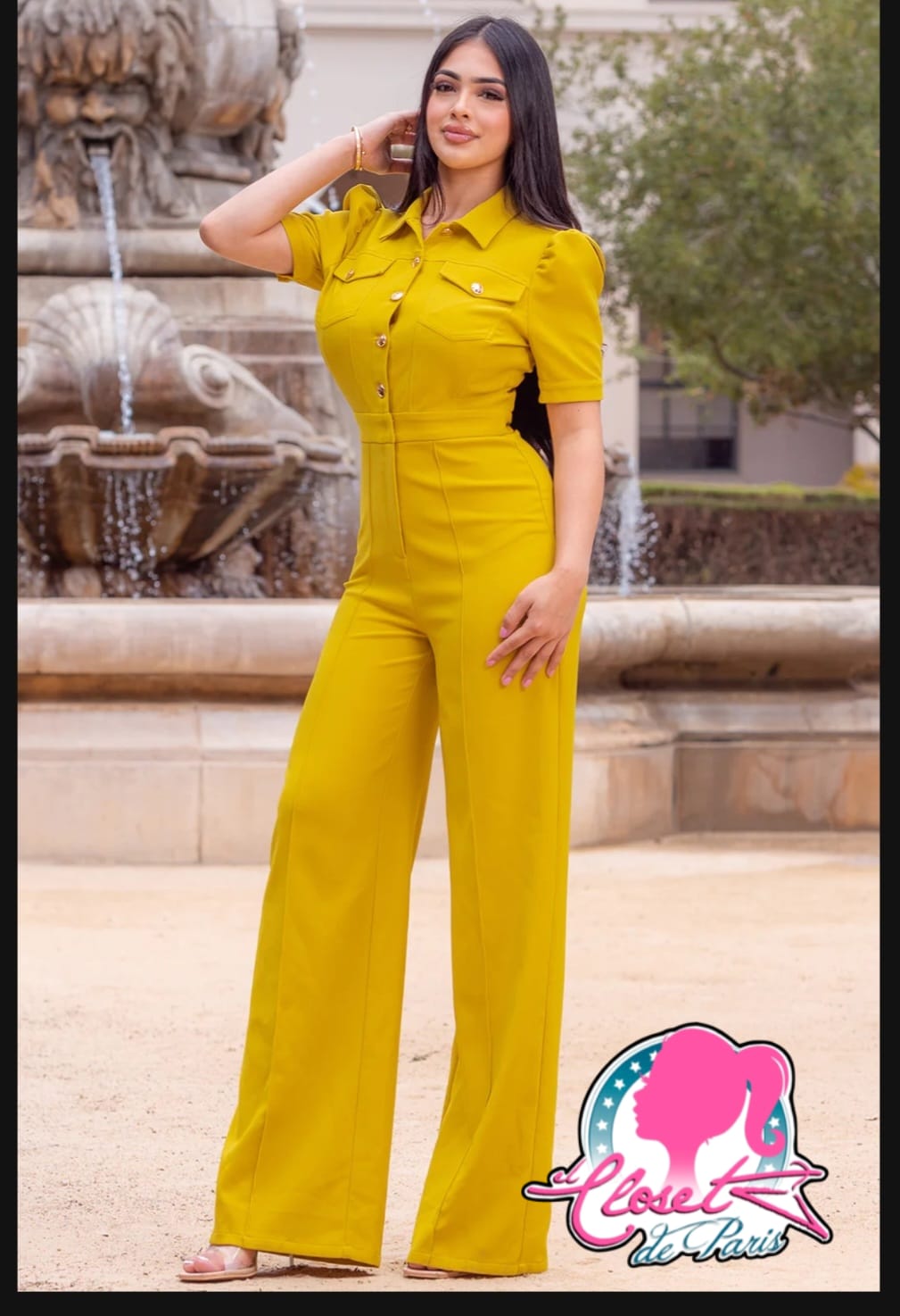 Jumpsuit  con botones dorados