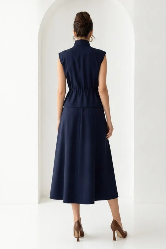 Navy vestido manga sacada