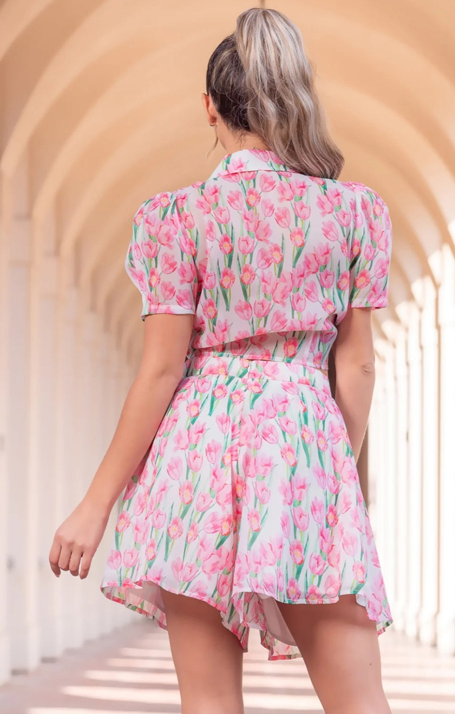Conjunto dos piezas tulipanes