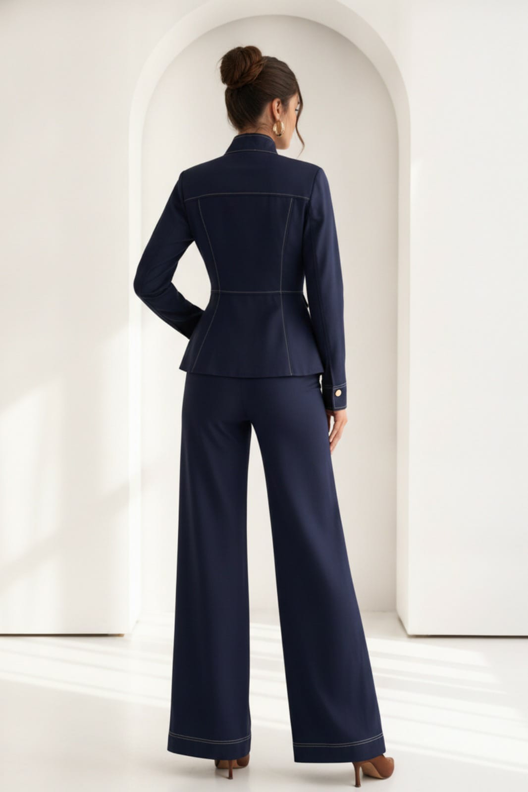 Conjunto Élodie azul oscuro, vista de espalda