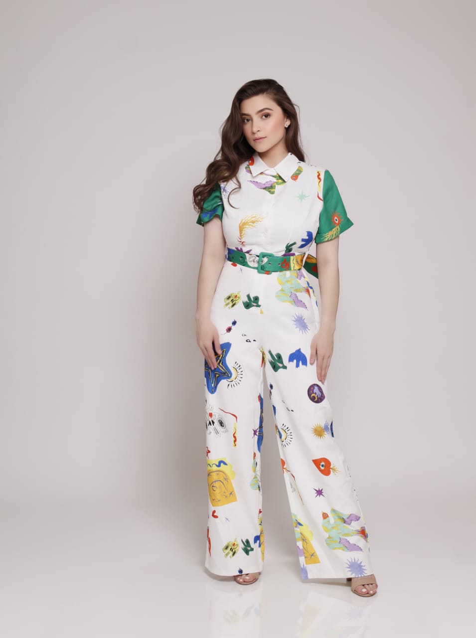 Jumpsuit con cinto ala cintura